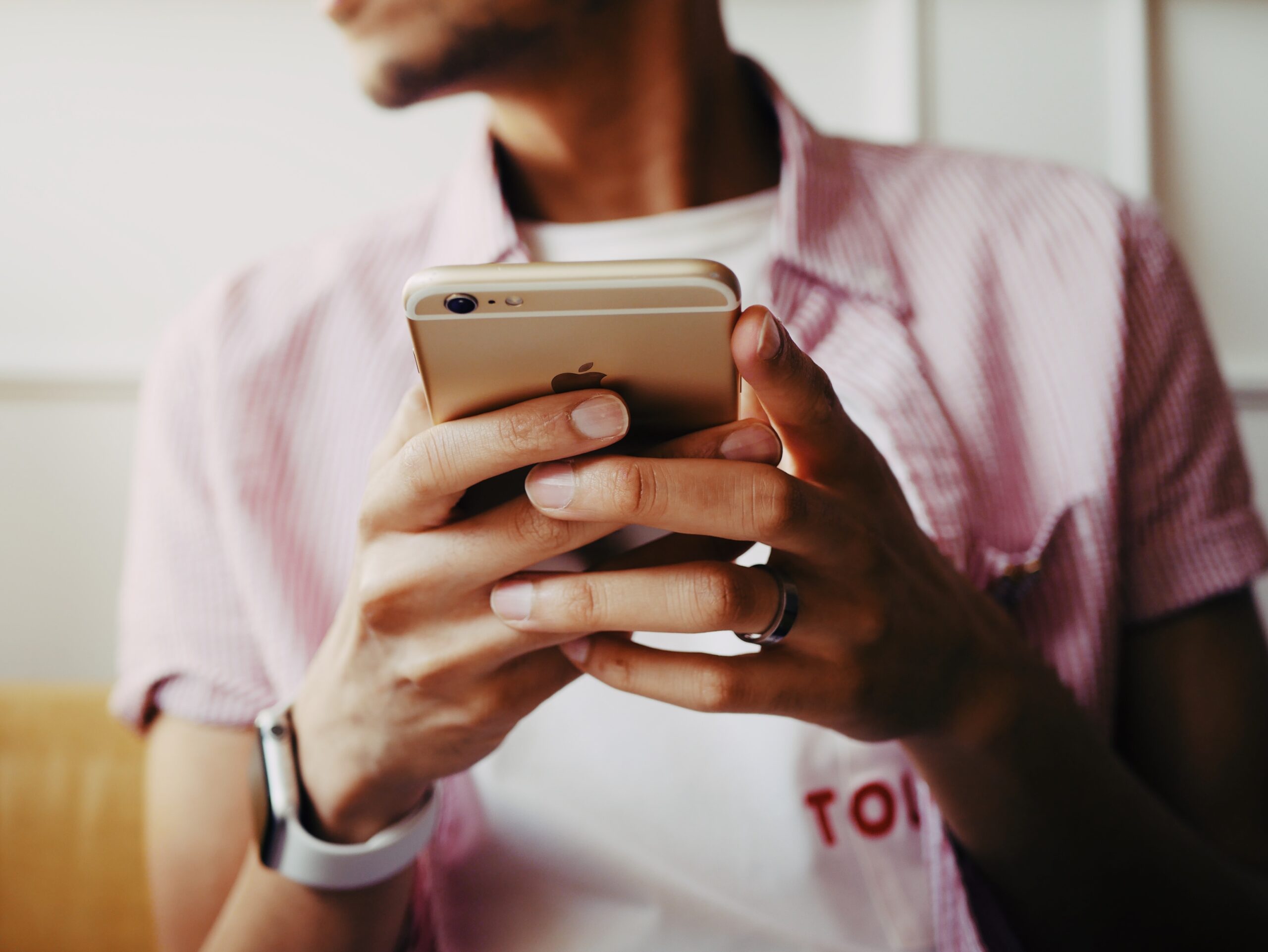 patrick-tomasso-BQXOtp2lKnI-unsplash mobile